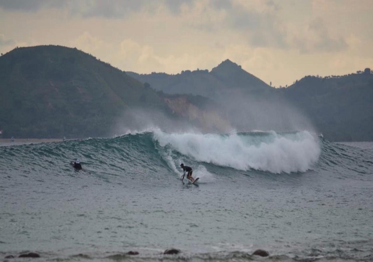 Ekas Surf Resort & Surf Camp Exterior photo